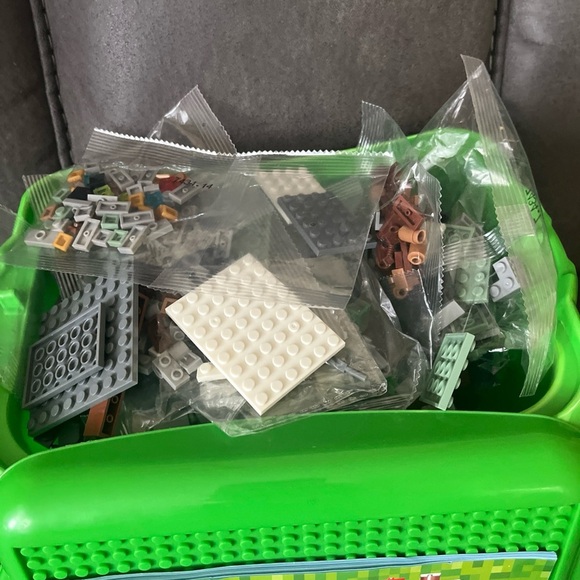 Minecraft The Mountain Cave  MOC 21137P Pcs 2688 - Building Bricks Toy. Complete - Picture 4 of 8